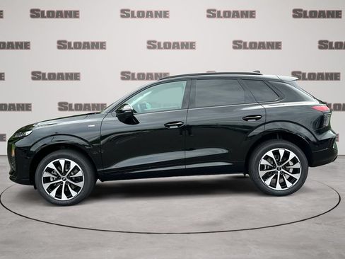New 2026 Audi Q3 quattro 2.0T AWD/4WD image 2