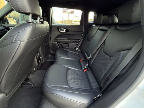 New 2026 Jeep Compass Latitude AWD/4WD image 19