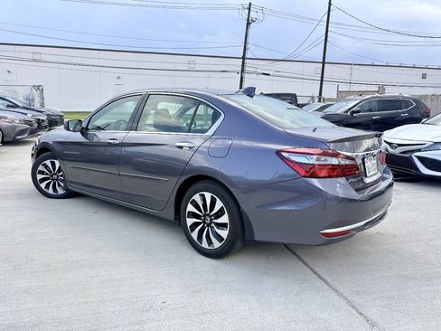 Used 2017 Honda Accord Hybrid Sedan image 8