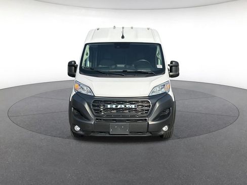 Used 2025 RAM ProMaster 2500 w/ Convenience Group FWD image 9