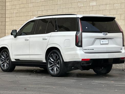 Used 2021 Cadillac Escalade Sport w/ Driver Assist Tech Package image 6