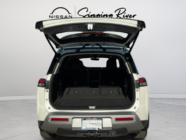 Used 2023 Nissan Pathfinder SL w/ SL Premium Package AWD/4WD image 25