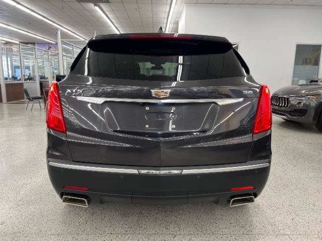 Used 2017 Cadillac XT5 Luxury w/ Driver Awareness Package FWD image 5