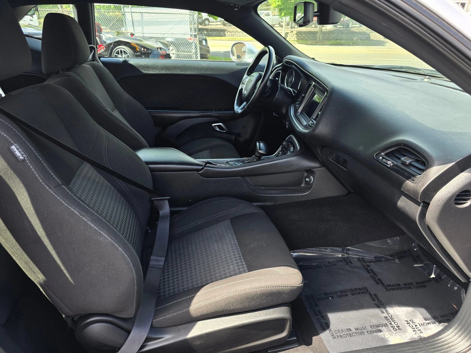 Used 2020 Dodge Challenger SXT RWD image 11
