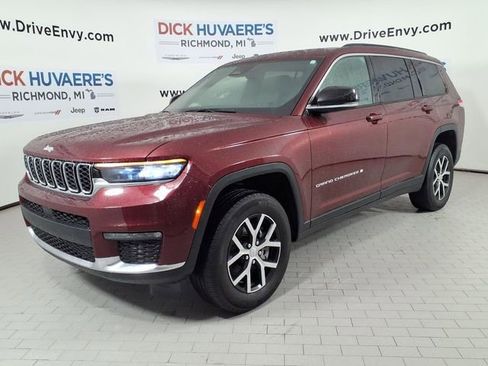 Used 2024 Jeep Grand Cherokee L Limited image 1