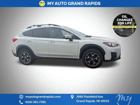Used 2018 Subaru Crosstrek 2.0i Premium w/ Eyesight System image 4