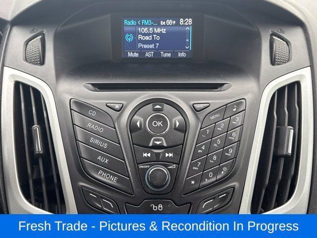 Used 2012 Ford Focus SE FWD image 15
