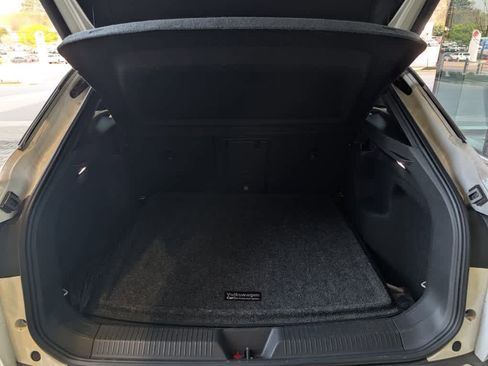 Used 2023 Volkswagen ID.4 Pro S Plus image 23