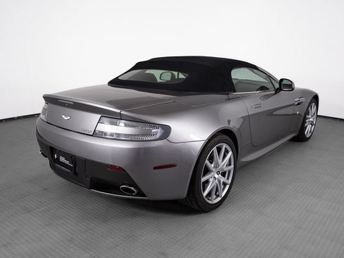 Used 2012 Aston Martin V8 Vantage Roadster RWD image 47