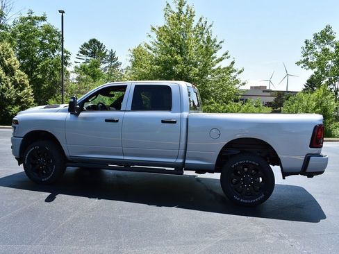 New 2026 RAM 2500 Tradesman AWD/4WD image 10
