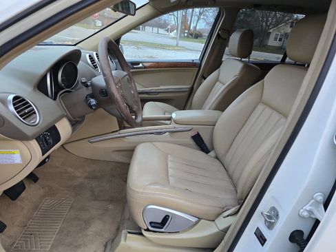 Used 2008 Mercedes-Benz ML 350 4MATIC w/ P1 Pkg image 10