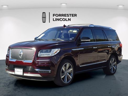 Used 2019 Lincoln Navigator Reserve image 7