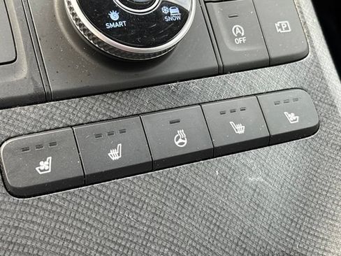 Used 2023 Hyundai Palisade Limited AWD/4WD image 19