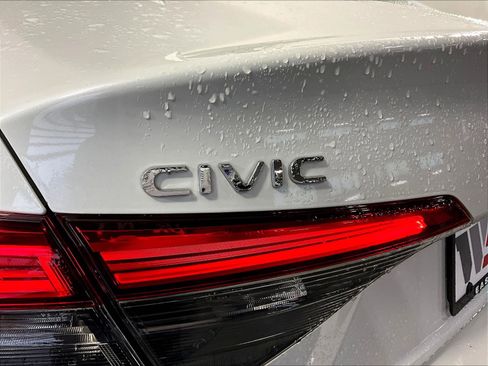 Used 2023 Honda Civic Sport image 21