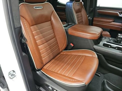Used 2024 GMC Sierra 1500 Denali Ultimate AWD/4WD image 43