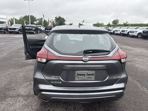 Used 2024 Nissan Kicks S FWD image 33