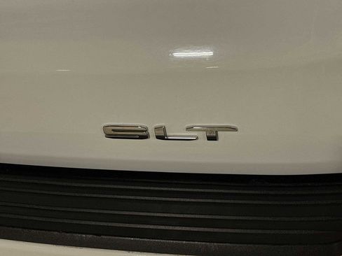 Used 2024 GMC Yukon SLT image 26