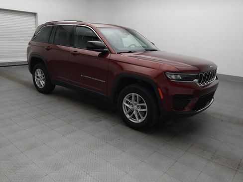 Used 2023 Jeep Grand Cherokee Laredo X RWD image 11