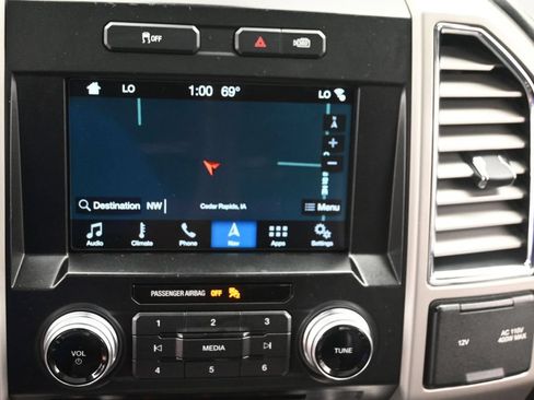 Used 2016 Ford F150 Lariat w/ Equipment Group 502A Luxury AWD/4WD image 23