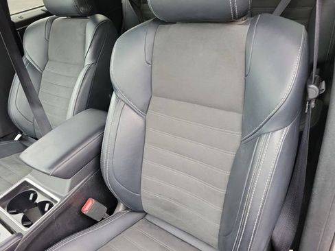 Used 2024 Mitsubishi Outlander SE FWD image 5