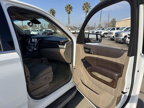 Used 2016 Chevrolet Tahoe LT w/ Luxury Package image 14