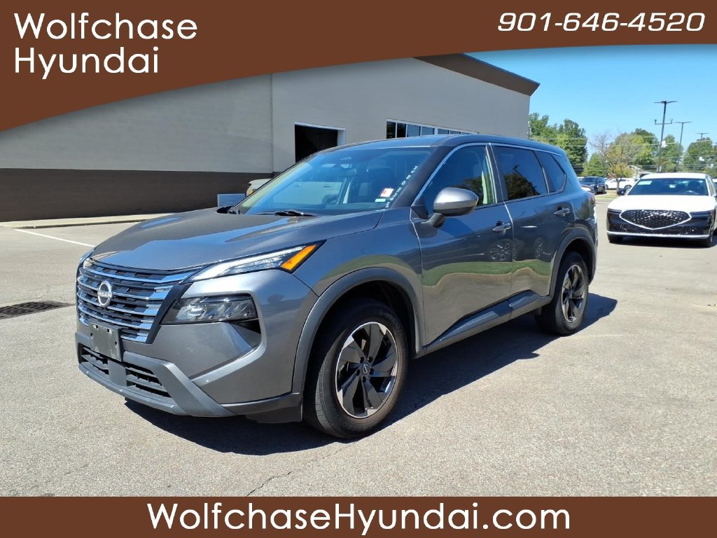 Used 2024 Nissan Rogue SV AWD/4WD image 1