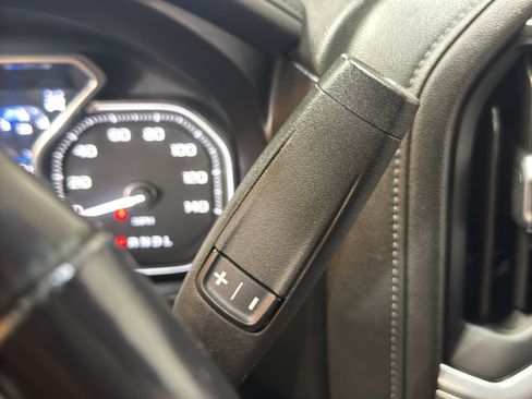 Used 2022 GMC Sierra 3500 Denali AWD/4WD image 31