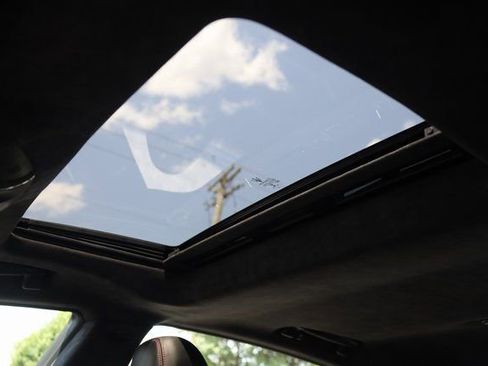 Certified 2022 Maserati Quattroporte Trofeo image 24