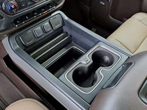 Used 2016 Chevrolet Silverado 2500 LTZ w/ LTZ Plus Package image 15