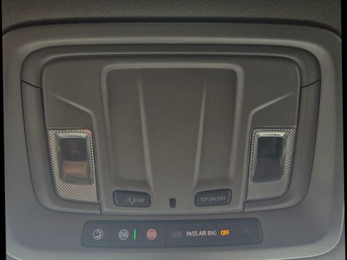 Used 2023 Chevrolet Silverado 3500 LT image 27