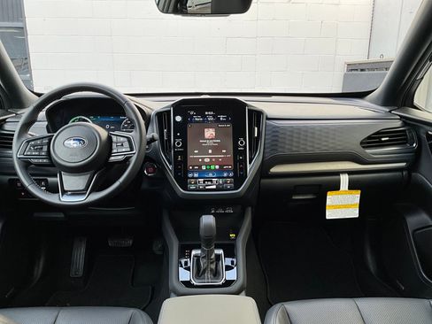 Certified 2025 Subaru Forester Limited image 15