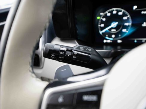 Used 2022 Kia Sorento SX Prestige image 13