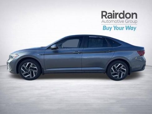 Used 2024 Volkswagen Jetta SEL image 8