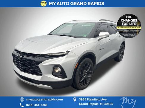 Used 2020 Chevrolet Blazer LT AWD/4WD image 2