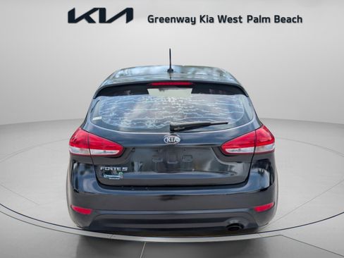 Used 2017 Kia Forte LX FWD image 6