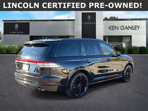 Used 2024 Lincoln Aviator Reserve w/ Jet Package image 3