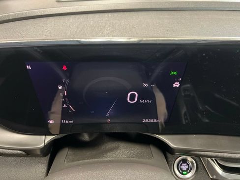 Used 2024 Buick Envista Preferred w/ Convenience I Package FWD image 24