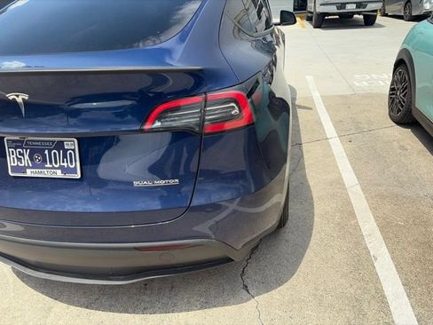 Used 2024 Tesla Model Y Performance AWD/4WD image 11