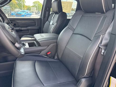 New 2026 RAM 3500 Limited image 15