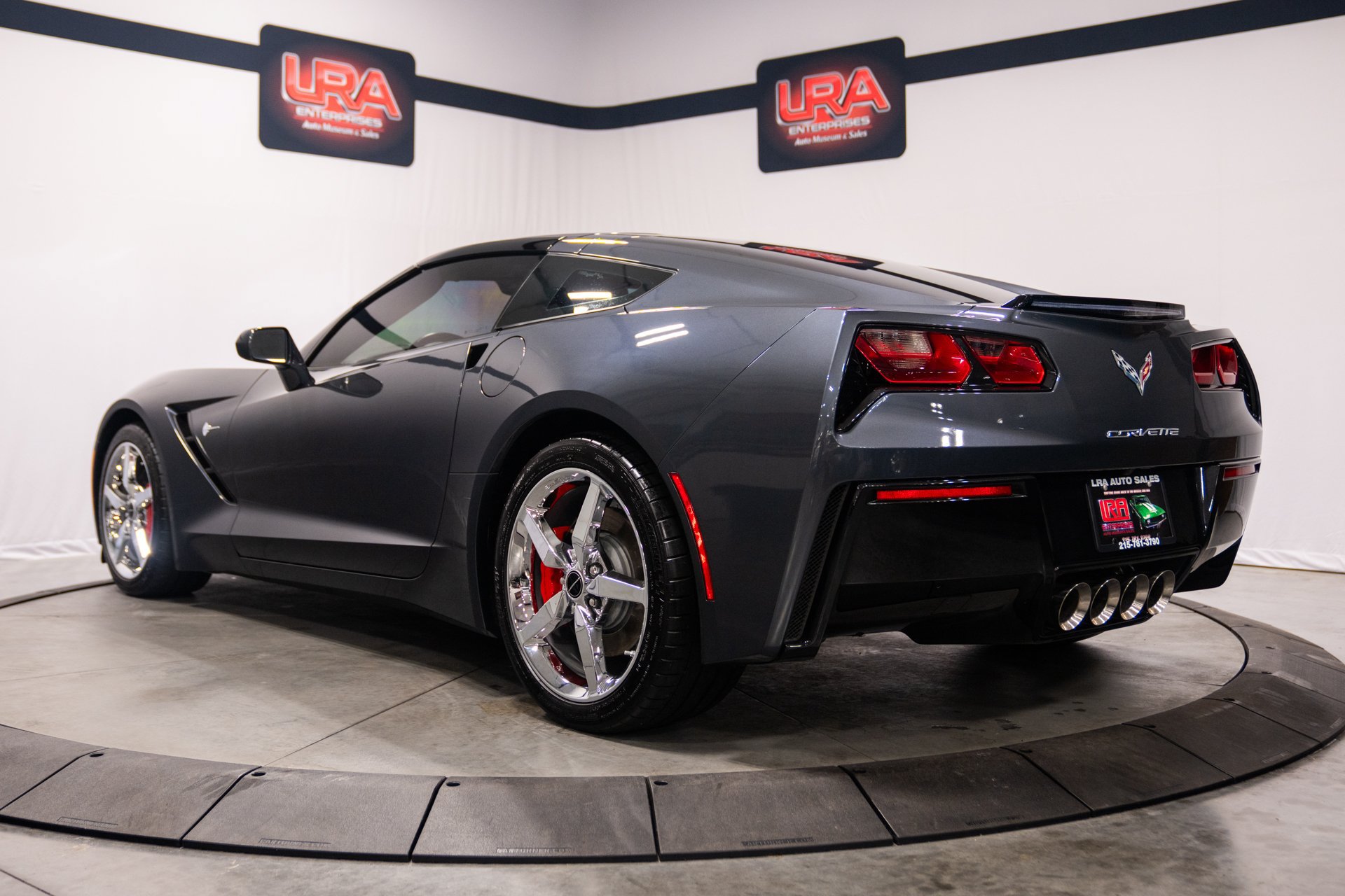 Used 2014 Chevrolet Corvette Stingray Coupe w/ 3LT Preferred Equipment Group RWD image 7