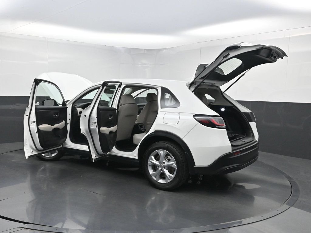Used 2024 Honda HR-V LX image 34