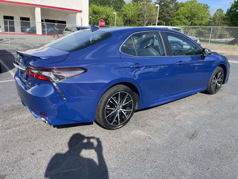 Used 2024 Toyota Camry SE w/ Convenience Package FWD image 10