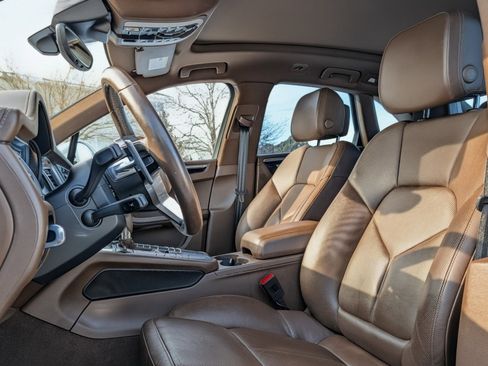 Used 2018 Porsche Macan S AWD/4WD image 18