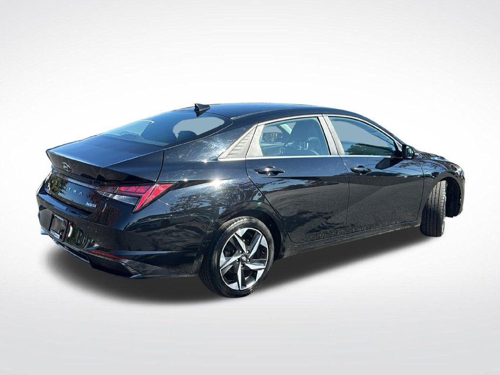 Used 2021 Hyundai Elantra Limited w/ Cargo Package FWD image 7