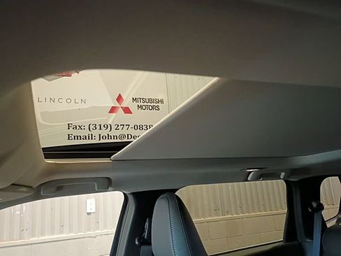 New 2026 Mitsubishi Outlander SE image 20