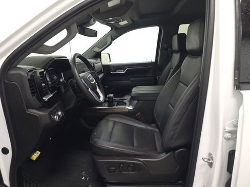Used 2024 GMC Sierra 1500 Elevation w/ Elevation Premium Package image 11