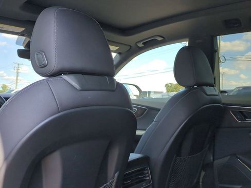 Used 2019 Audi Q8 Premium Plus w/ Premium Plus image 21