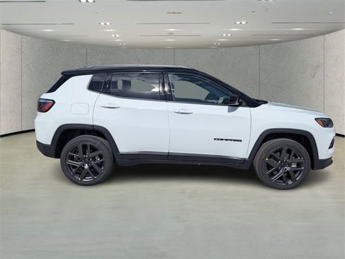 New 2026 Jeep Compass Limited image 3