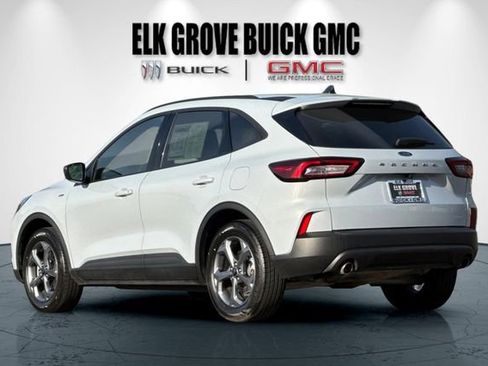 Used 2025 Ford Escape ST-Line FWD image 6