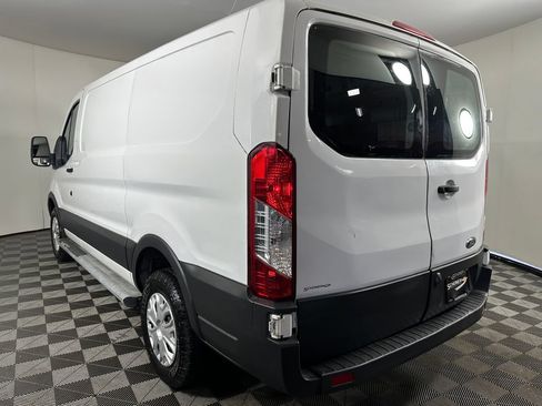 Used 2018 Ford Transit 250 130 Low Roof w/ Exterior Upgrade Package RWD image 3